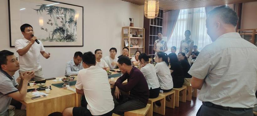 茶润师心承师道 党建领航启新程
